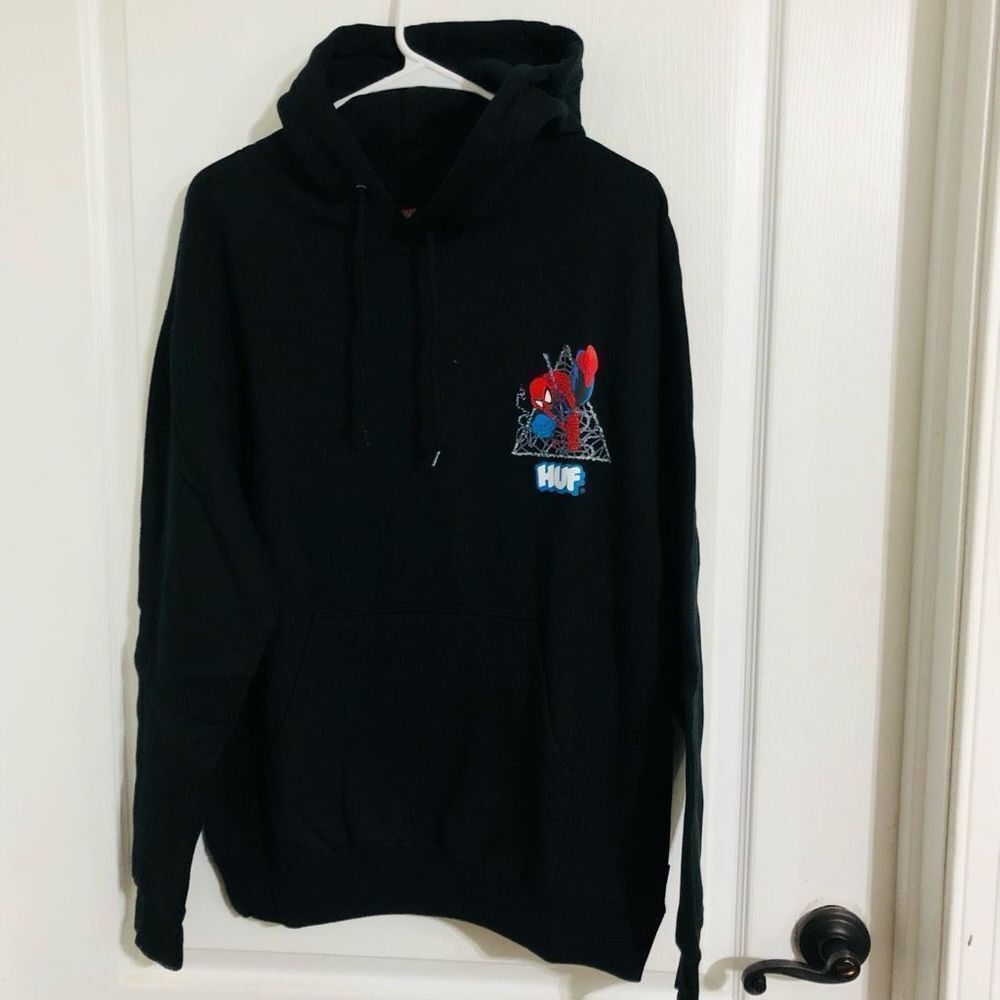 HUF Marvel Men's Spider Man Black Hoodie Sweatshirt Size Small NWT